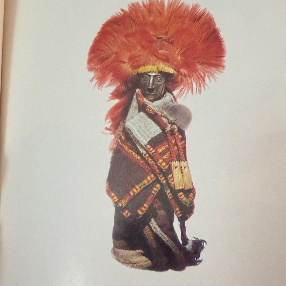 National Geographic The Incredible Incas Book - Blue and Gold Cover - Picture 4 of 11